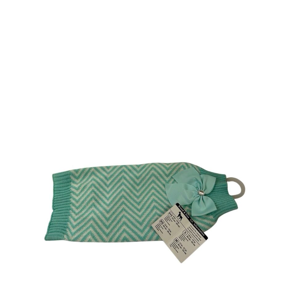 Little Pink Medium dog sweater‎ turquoise white chevron new